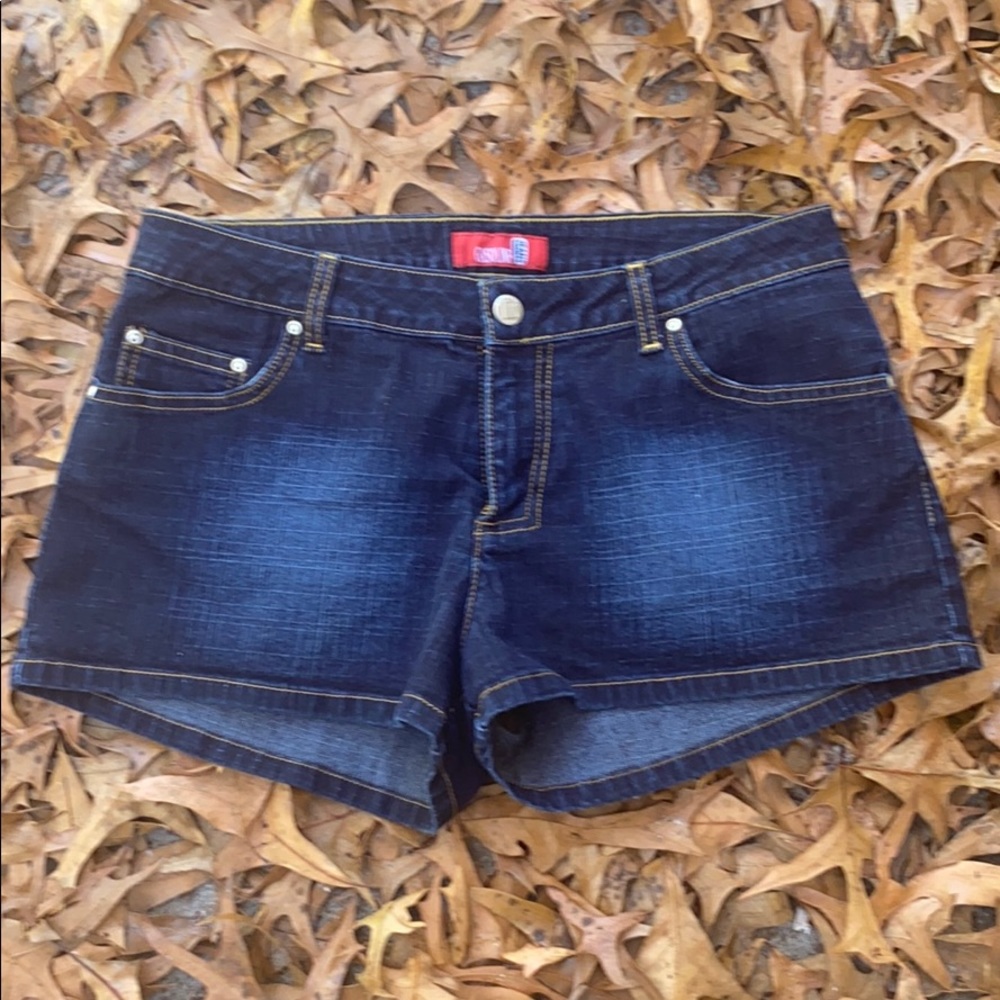 BNWOT • Gasoline Jeans 👖 dark wash • faded •
